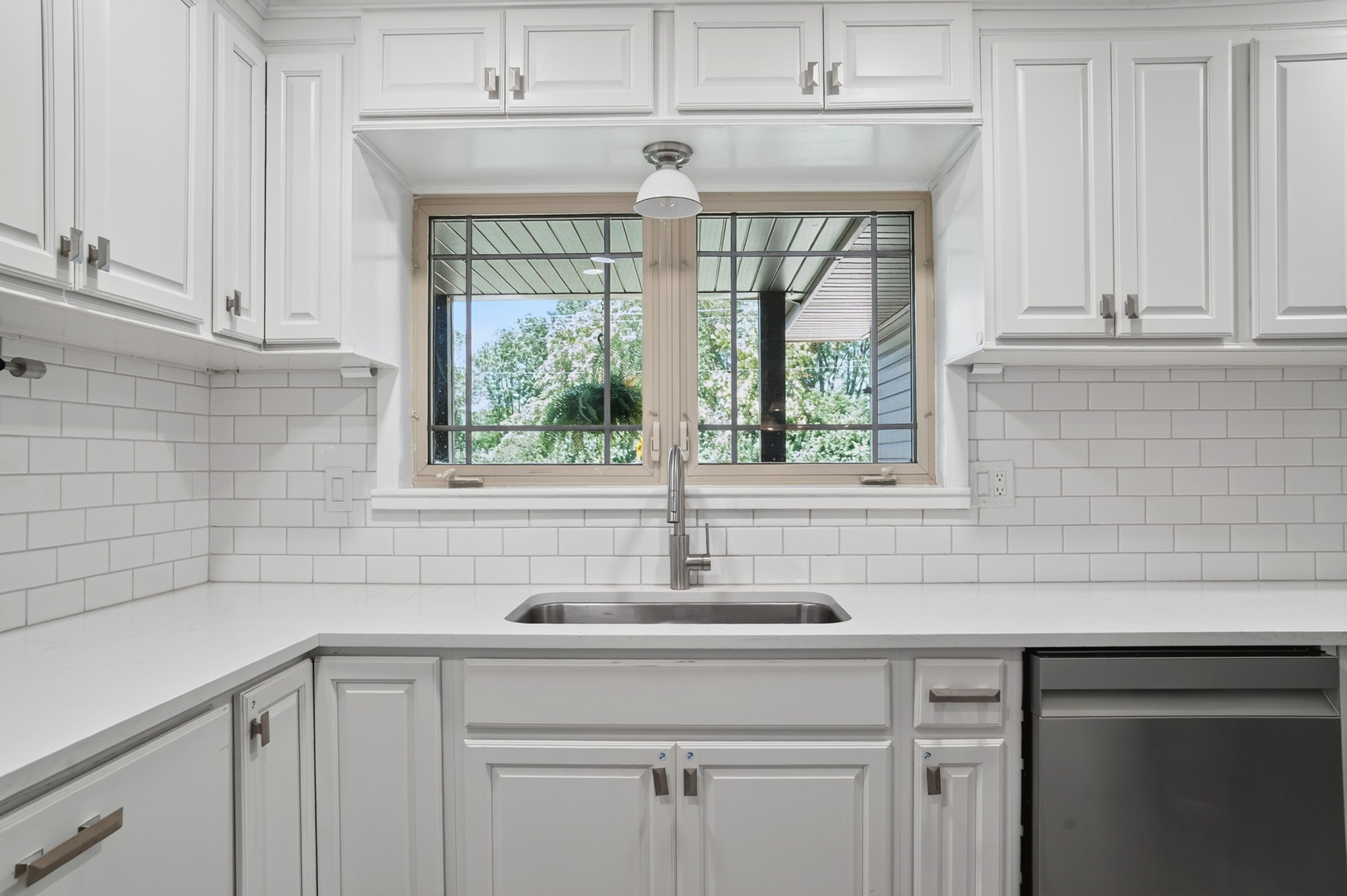 1004 S Division Street Property Photo 16