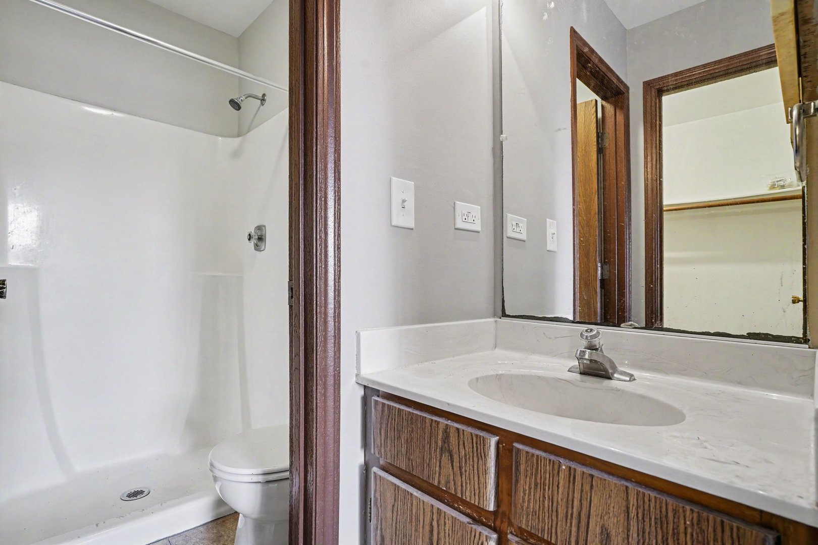219 Uteg Street E Property Photo 10