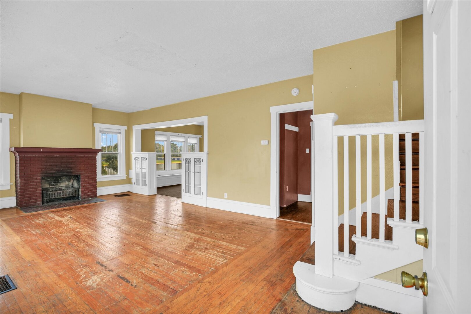 1305 W Macon Street Property Photo 4