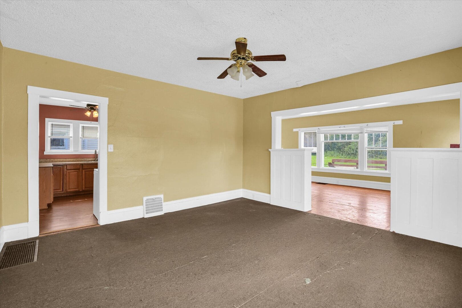 1305 W Macon Street Property Photo 10