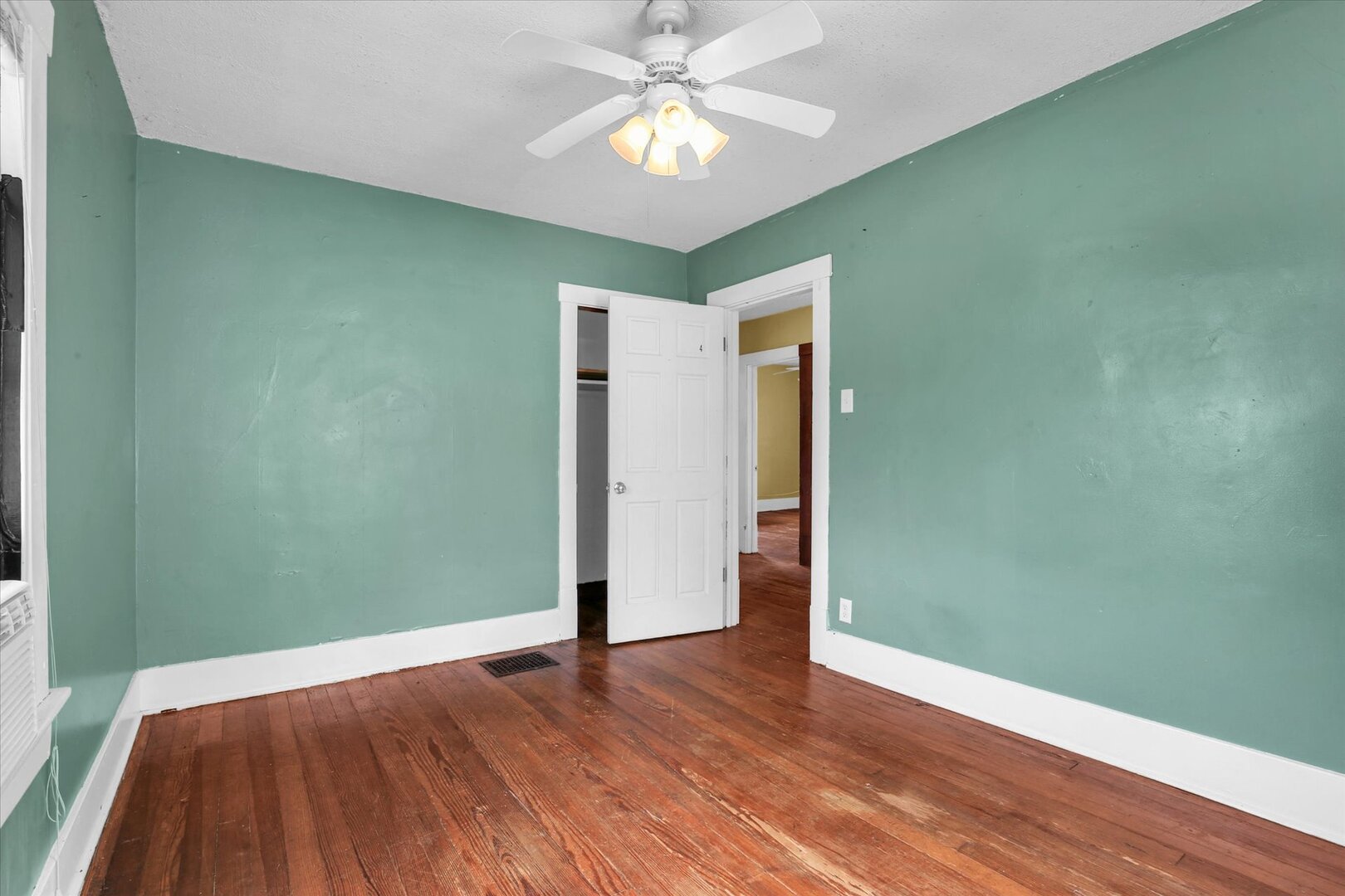 1305 W Macon Street Property Photo 21