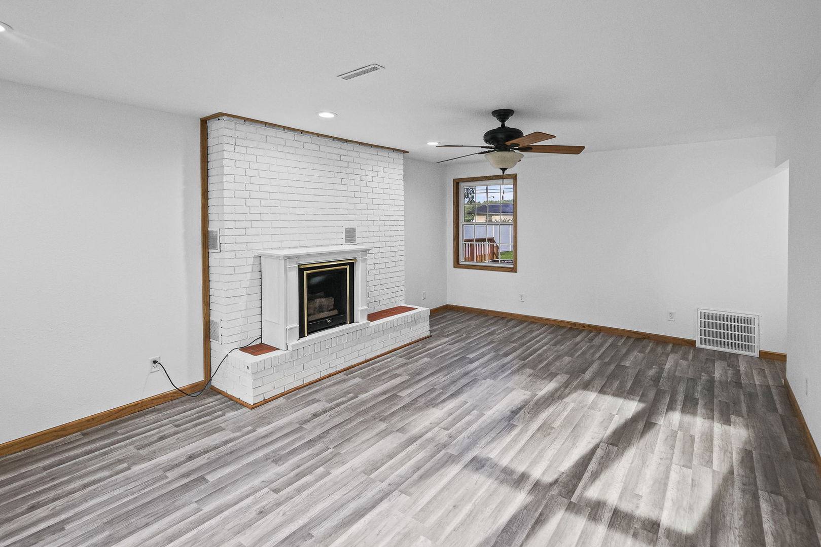 274 Oak Tree Avenue Property Photo 11