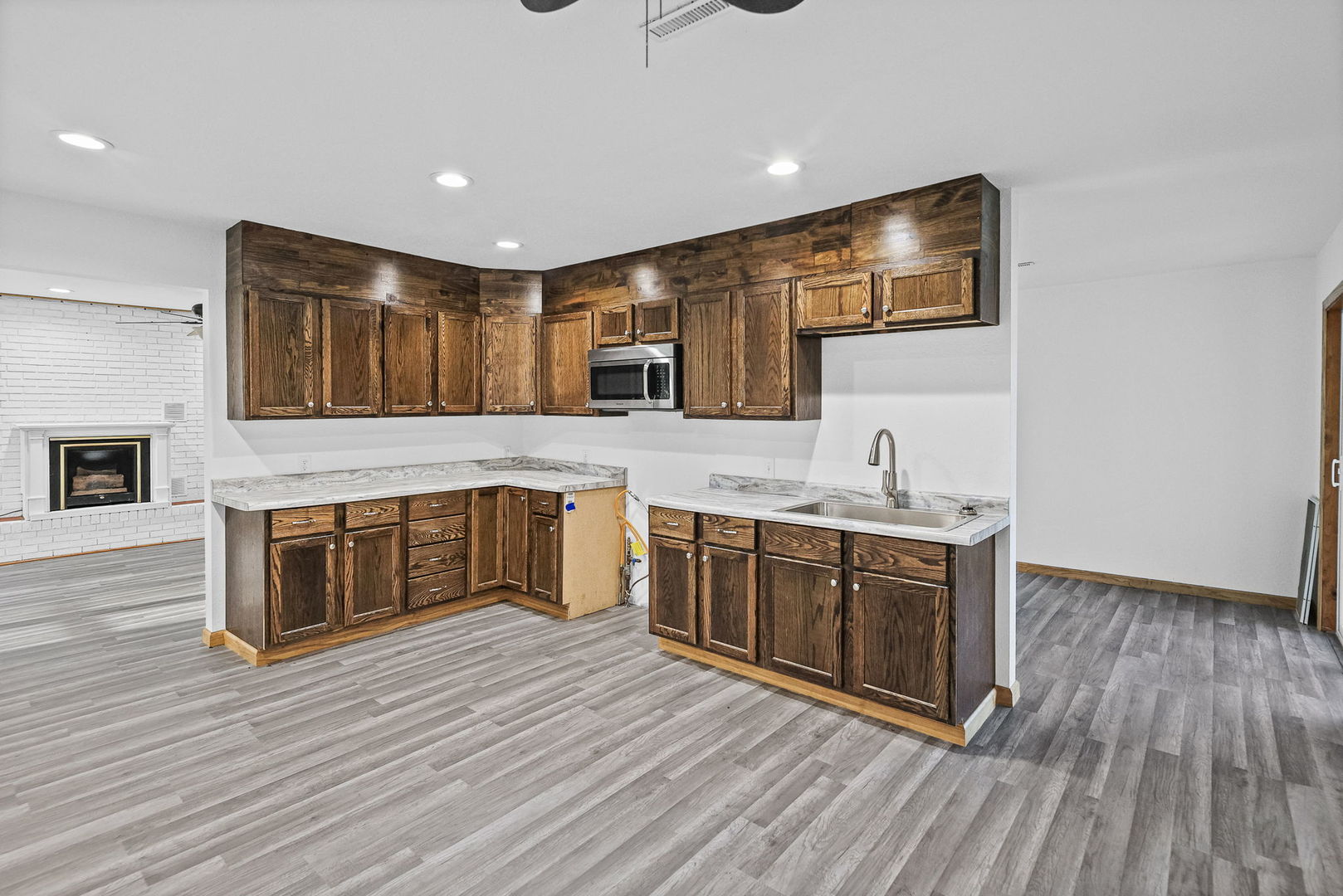 274 Oak Tree Avenue Property Photo 15
