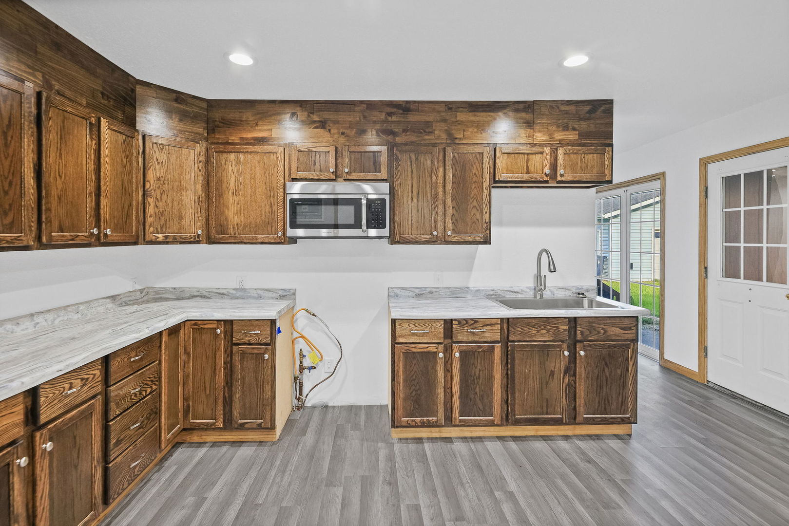 274 Oak Tree Avenue Property Photo 16