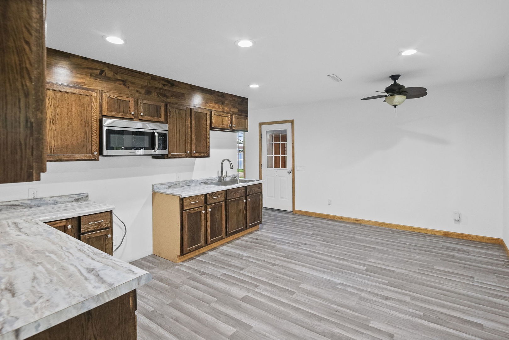 274 Oak Tree Avenue Property Photo 17
