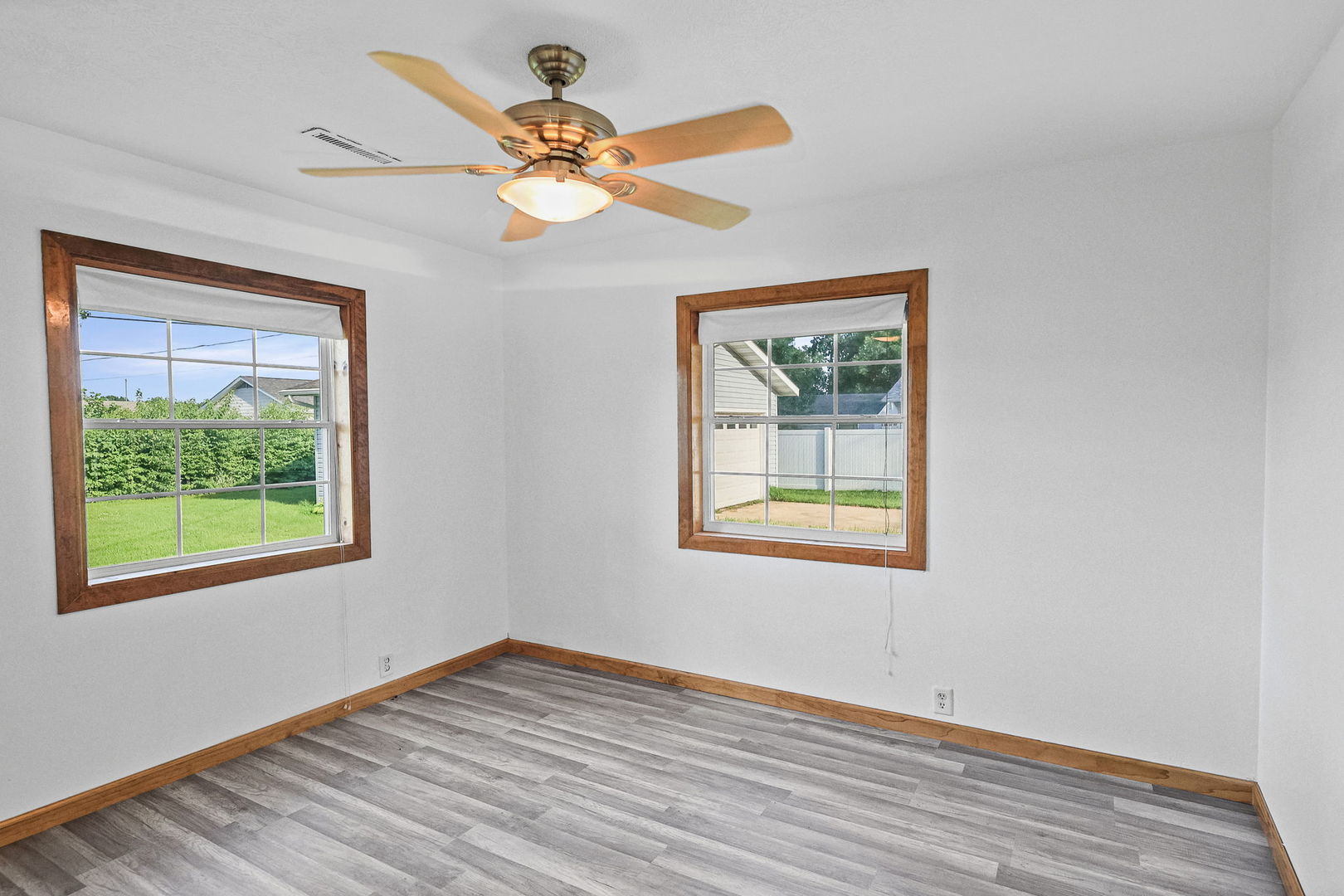 274 Oak Tree Avenue Property Photo 25