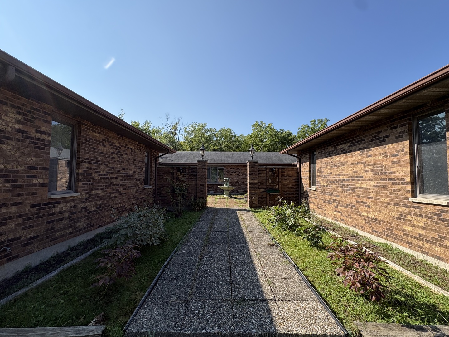 23857 W Town Line Road Property Photo 3