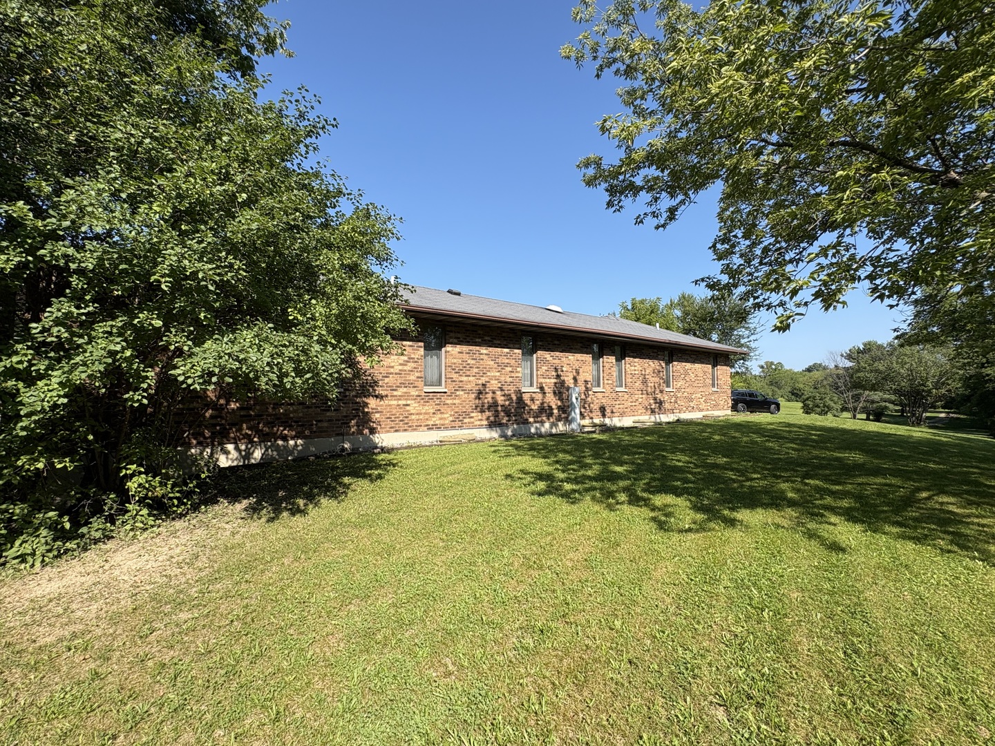 23857 W Town Line Road Property Photo 6