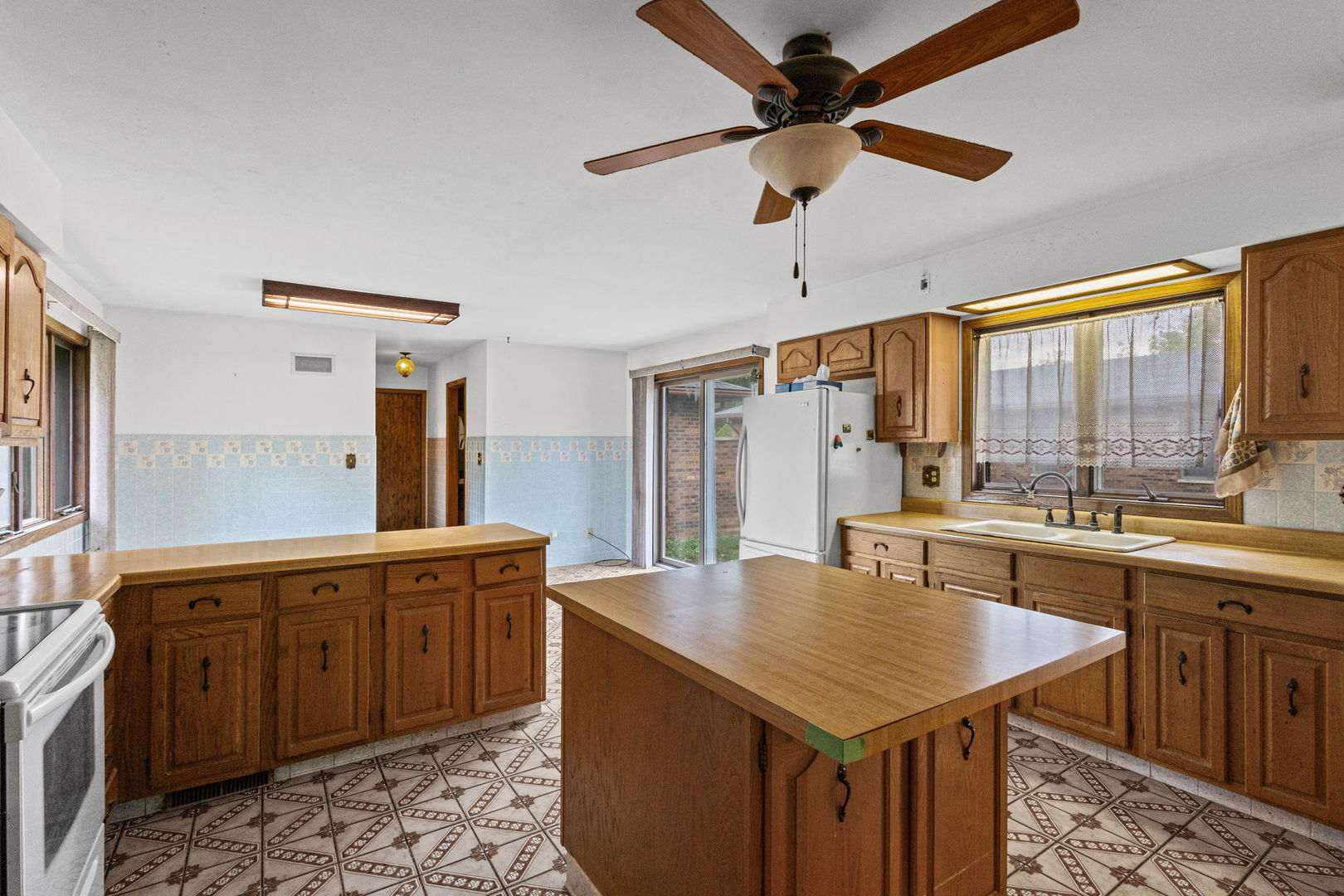 23857 W Town Line Road Property Photo 16