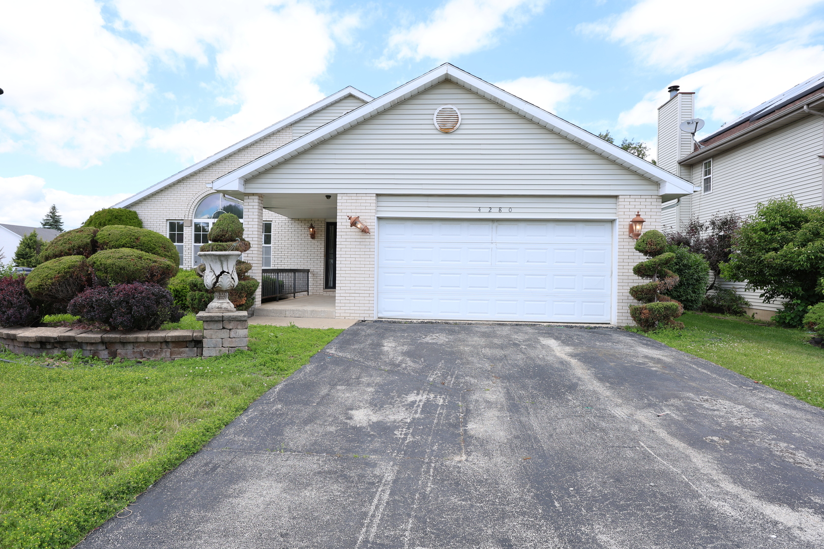 4280 187th Place Property Photo 2