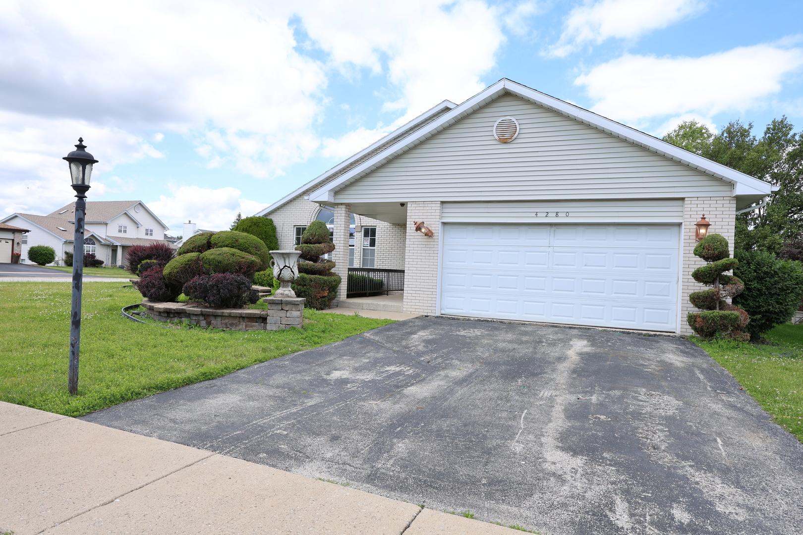 4280 187th Place Property Photo 3