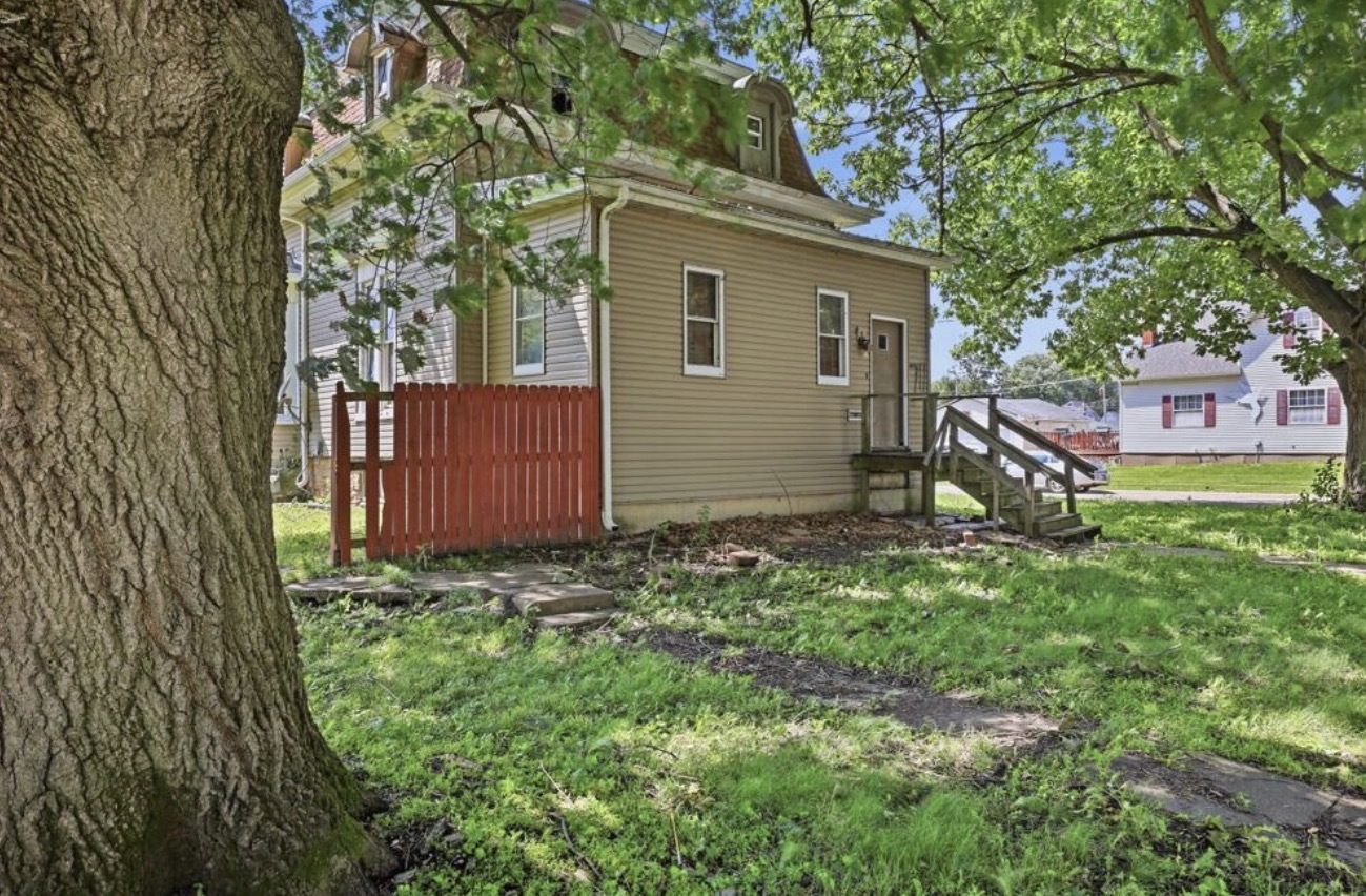 711 5th Avenue Property Photo 6