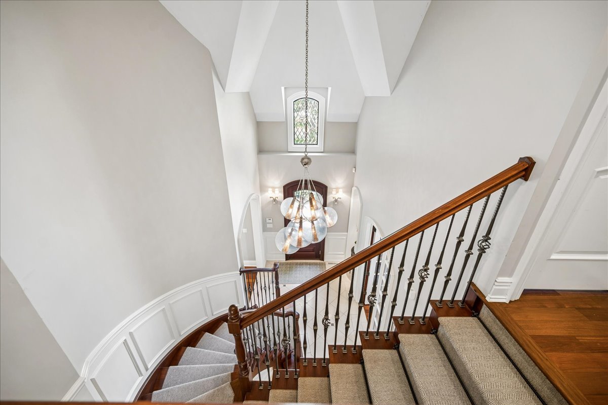654 Pine Street Property Photo 40