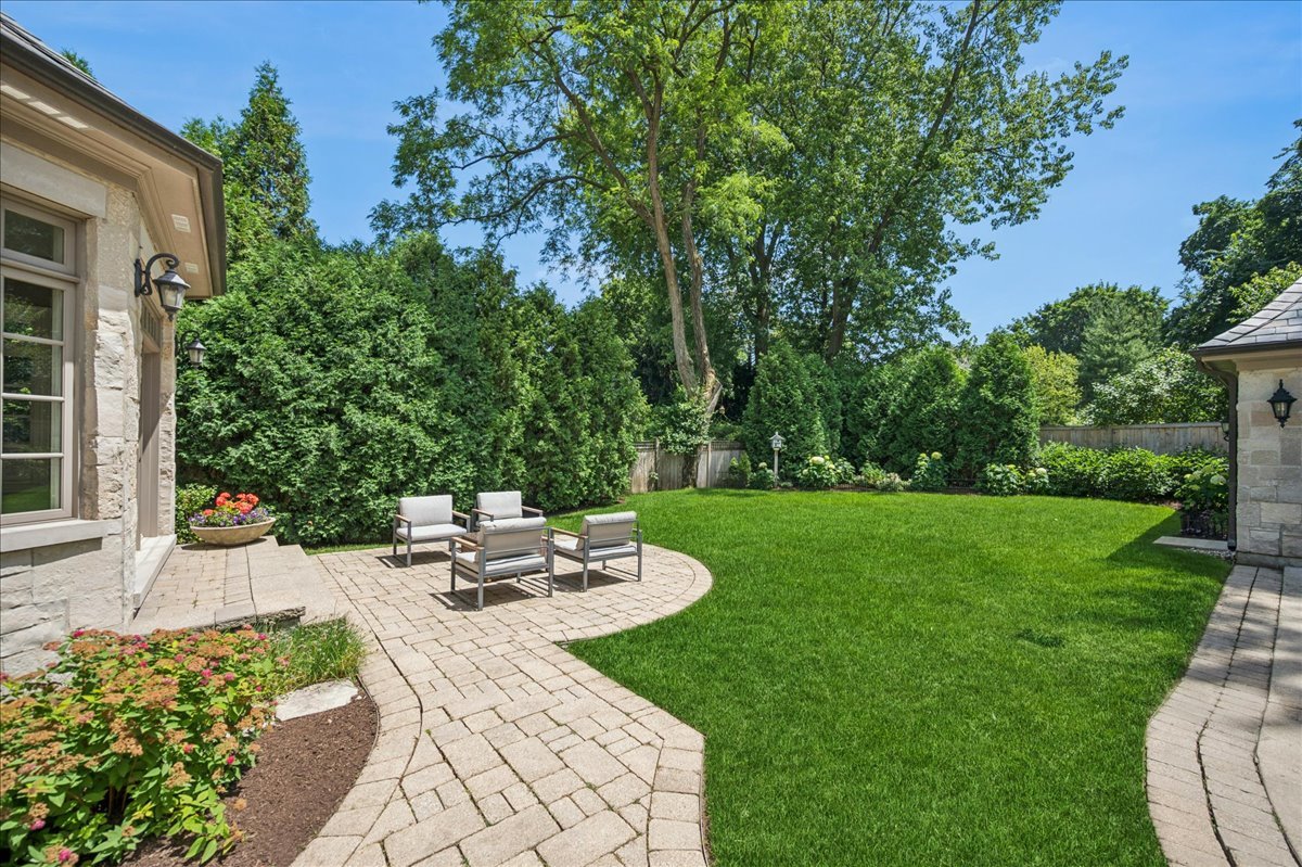 654 Pine Street Property Photo 53