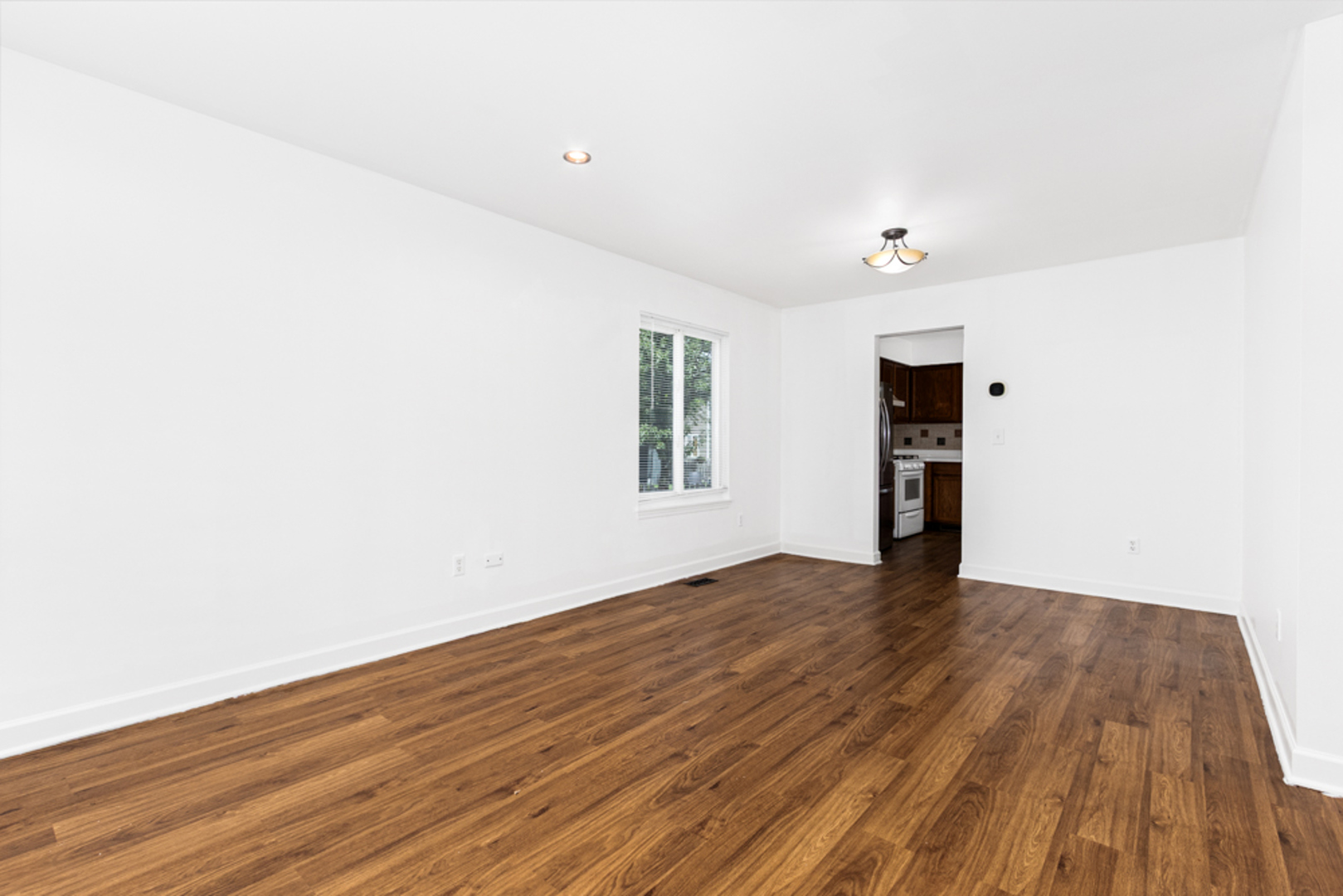 13656 S Jonesport Circle Property Photo 4