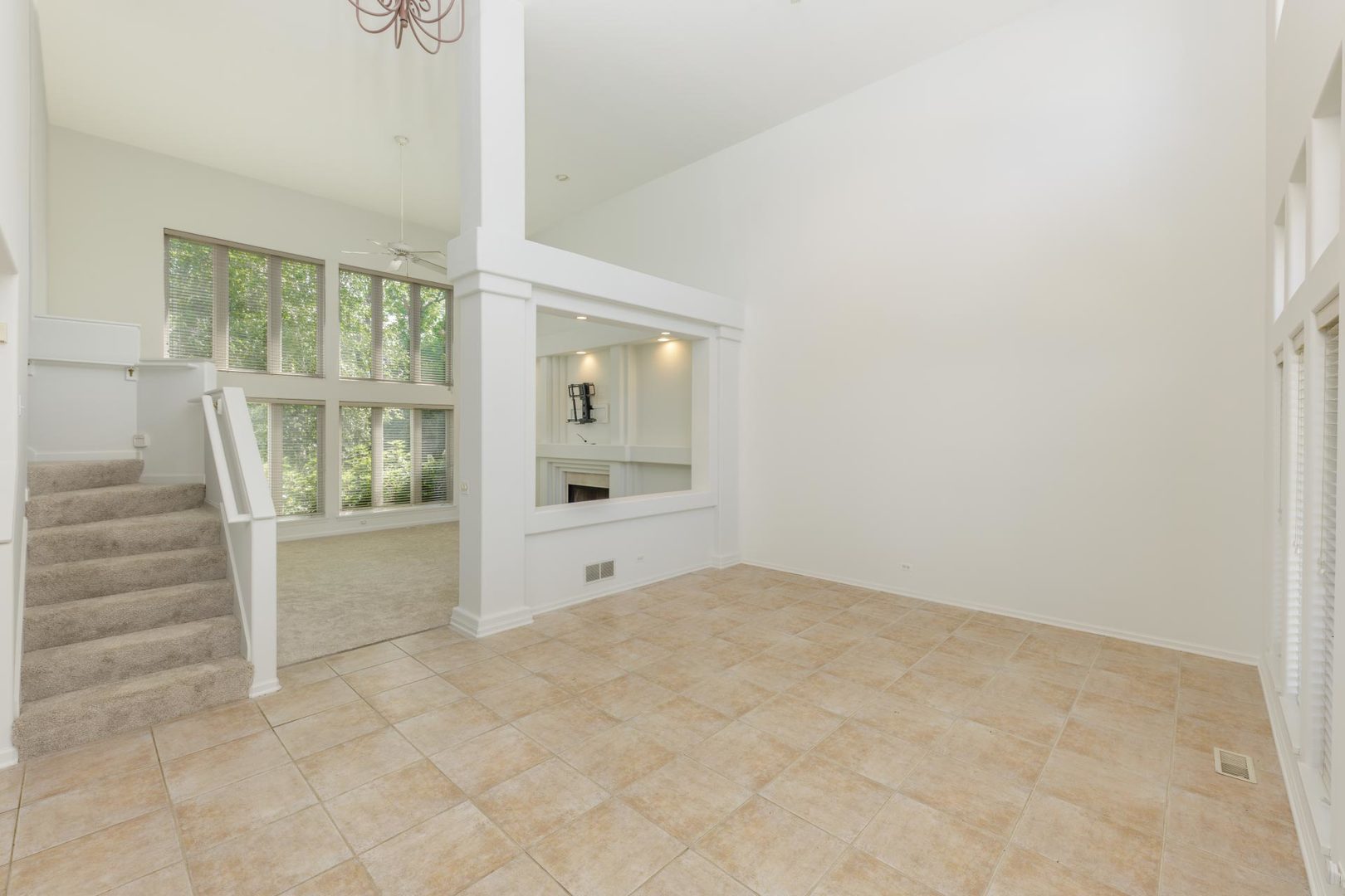 2855 Clara Avenue Property Photo 3