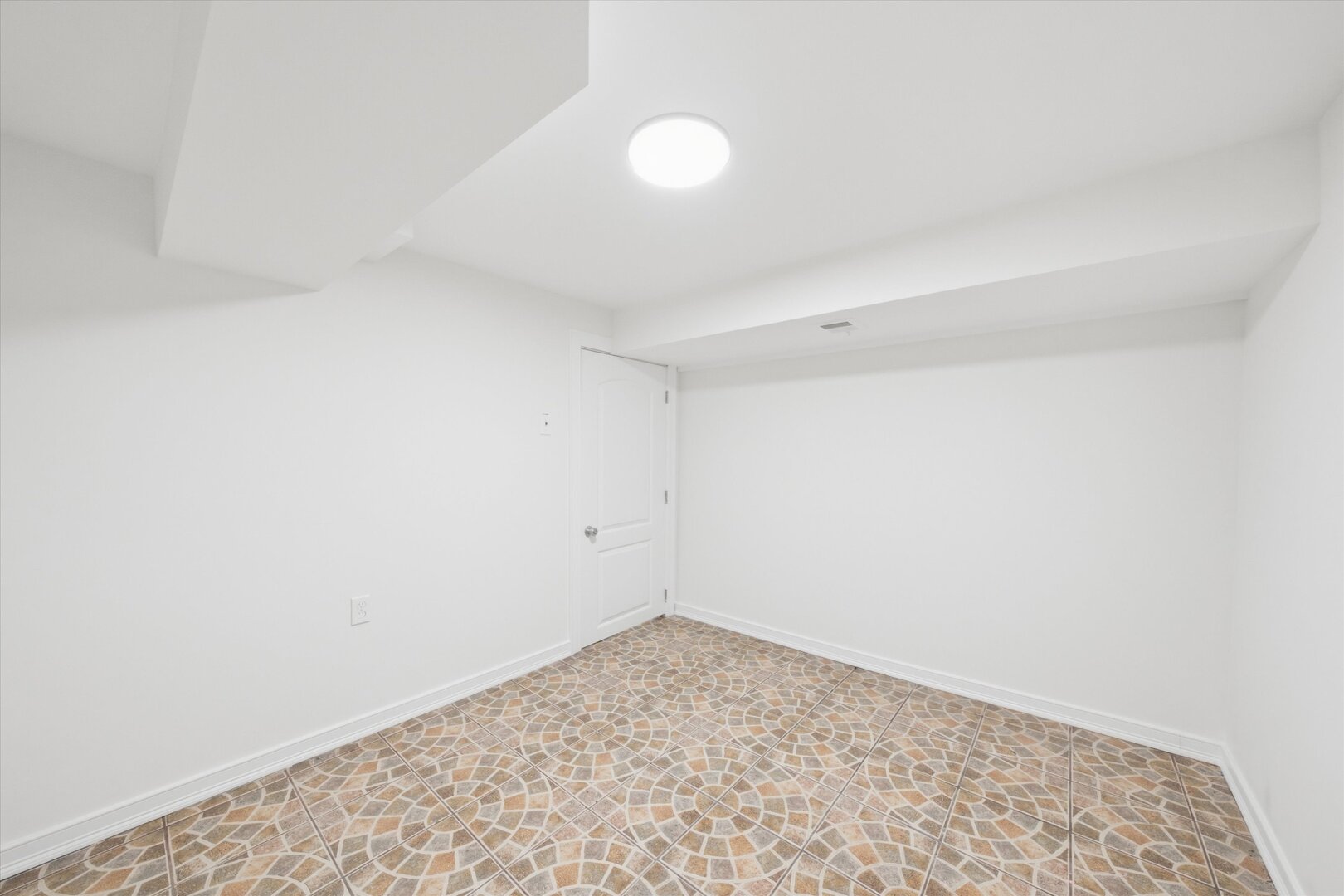 7205 S Lawndale Avenue Property Photo 32
