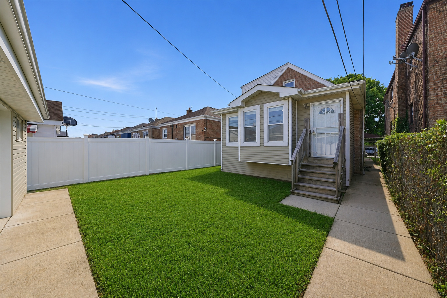 7205 S Lawndale Avenue Property Photo 41