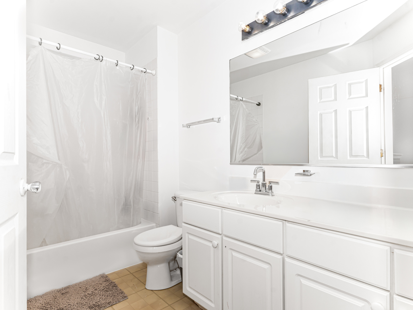 6006 Breezeland Court Property Photo 20