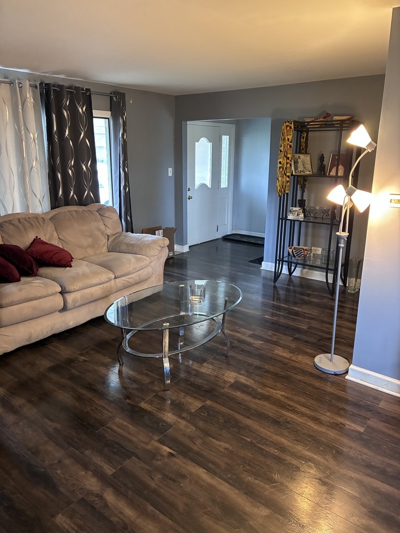4100 176th Place Property Photo 5