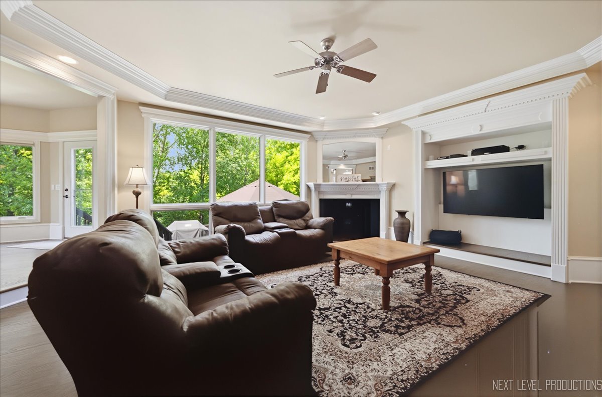 632 Waters Edge Drive Property Photo 17