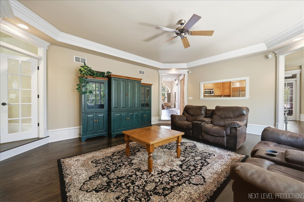 632 Waters Edge Drive Property Photo 18