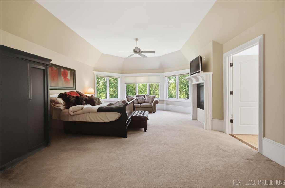 632 Waters Edge Drive Property Photo 22