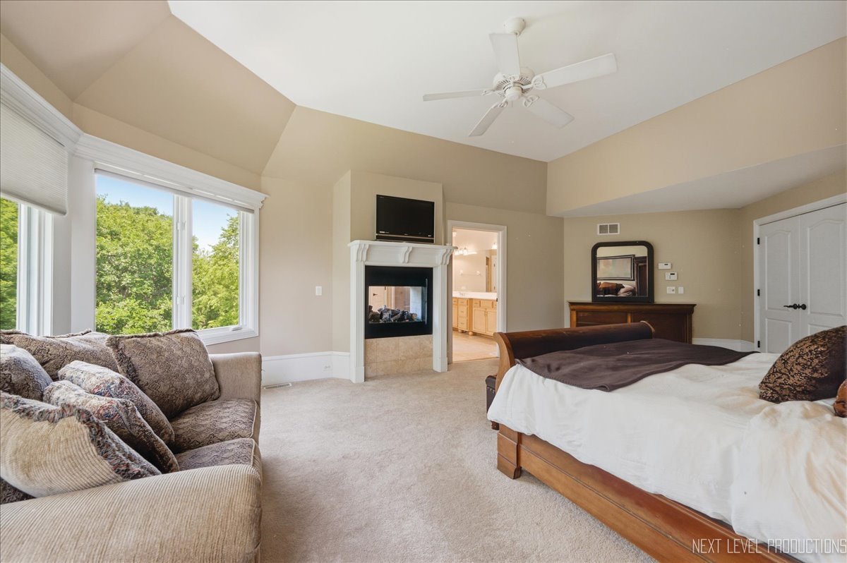 632 Waters Edge Drive Property Photo 23