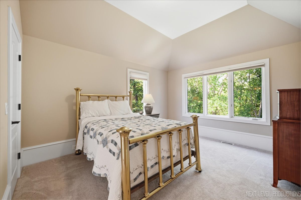 632 Waters Edge Drive Property Photo 26