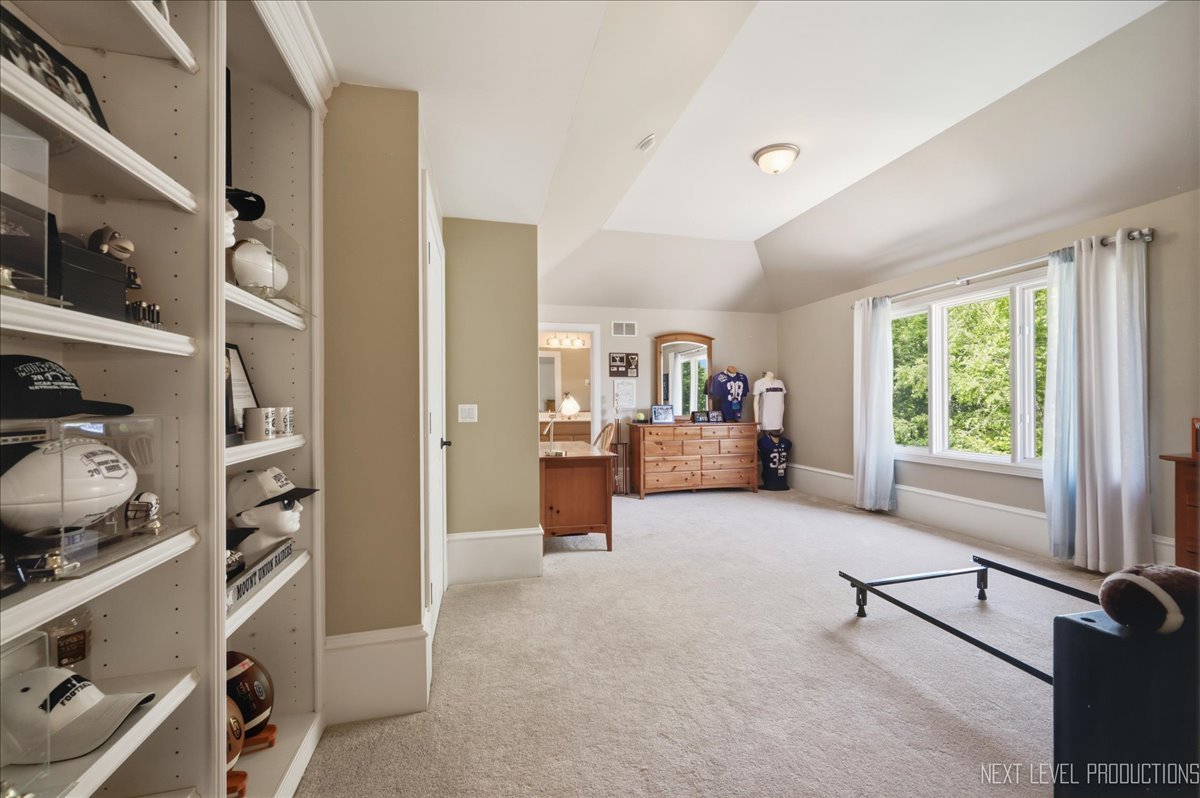 632 Waters Edge Drive Property Photo 33