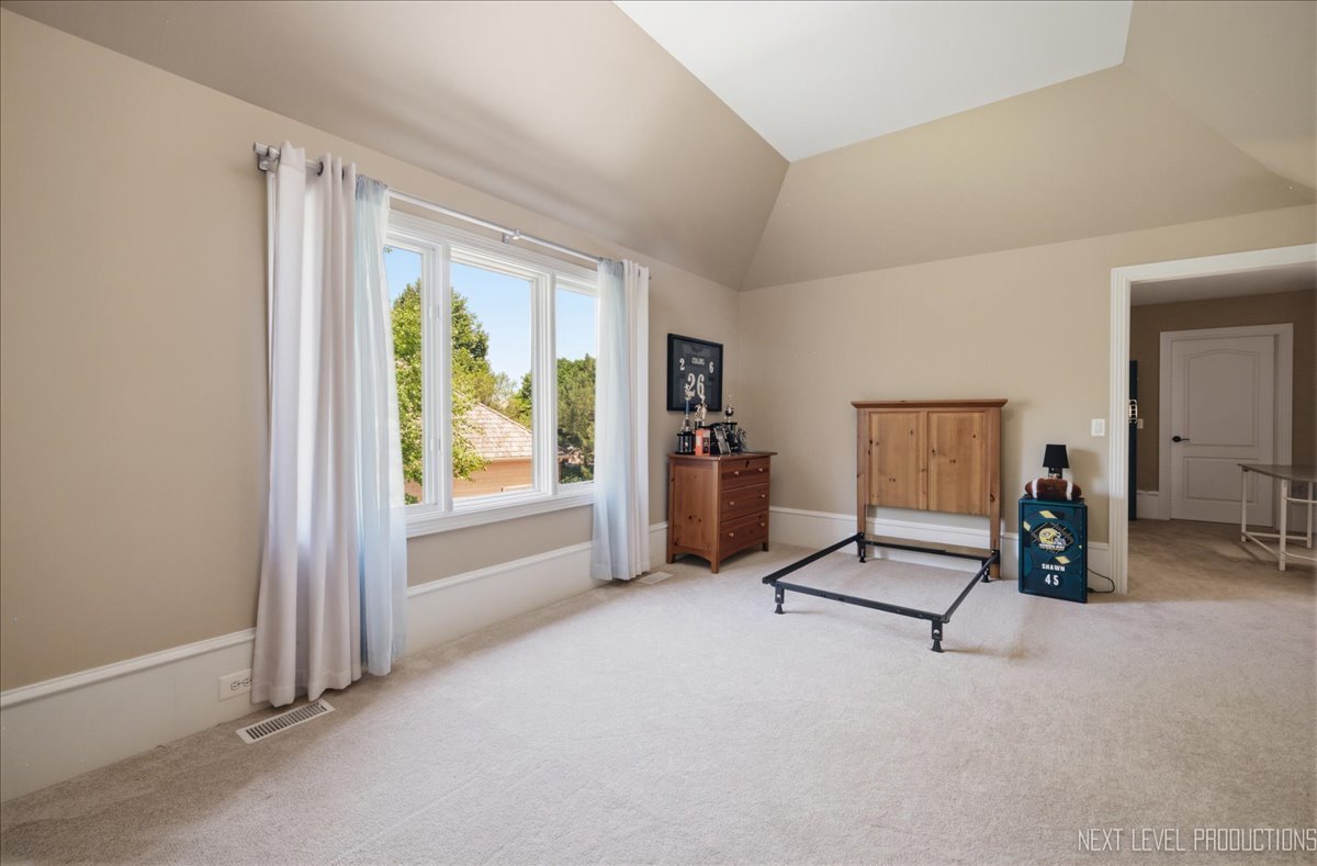 632 Waters Edge Drive Property Photo 34