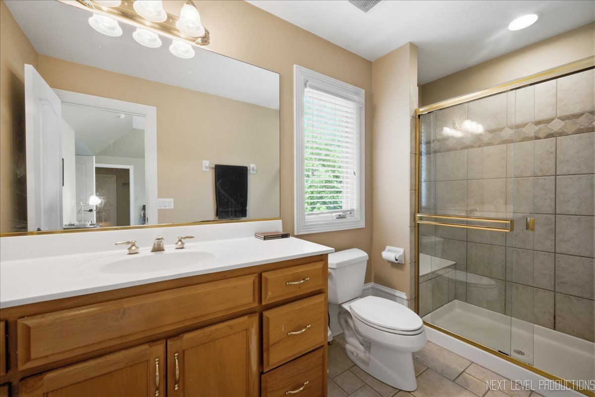 632 Waters Edge Drive Property Photo 36