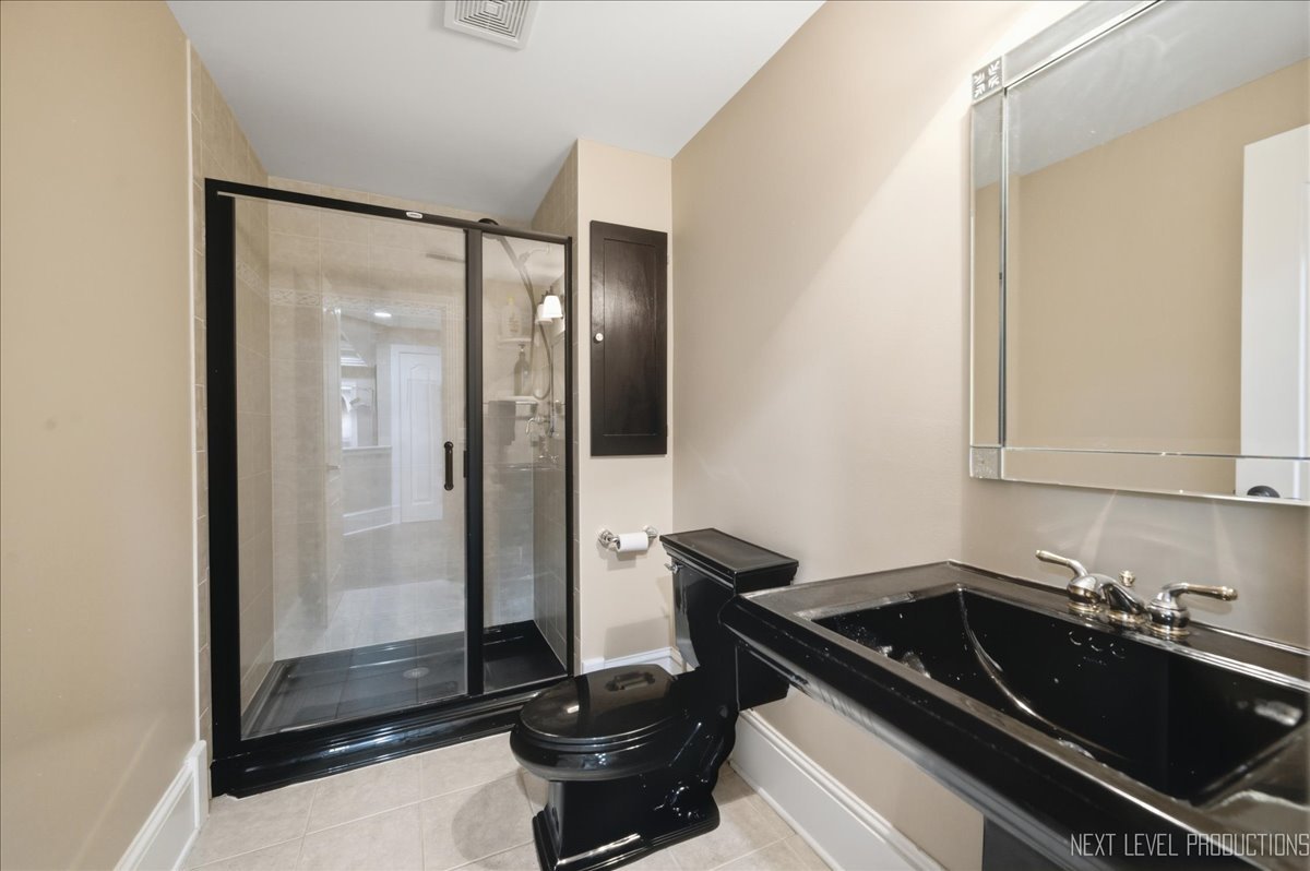 632 Waters Edge Drive Property Photo 38