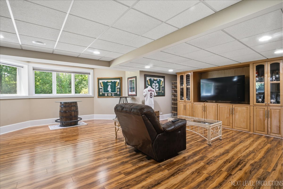 632 Waters Edge Drive Property Photo 41