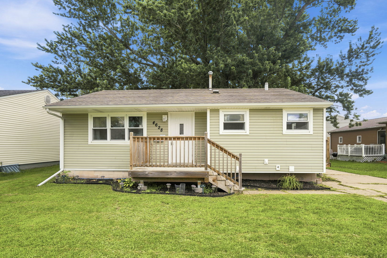 4628 50th Street Property Photo 1