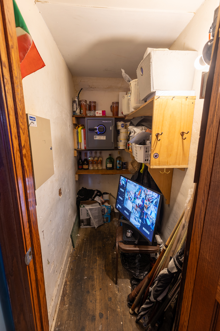 2129 59th Court Property Photo 12