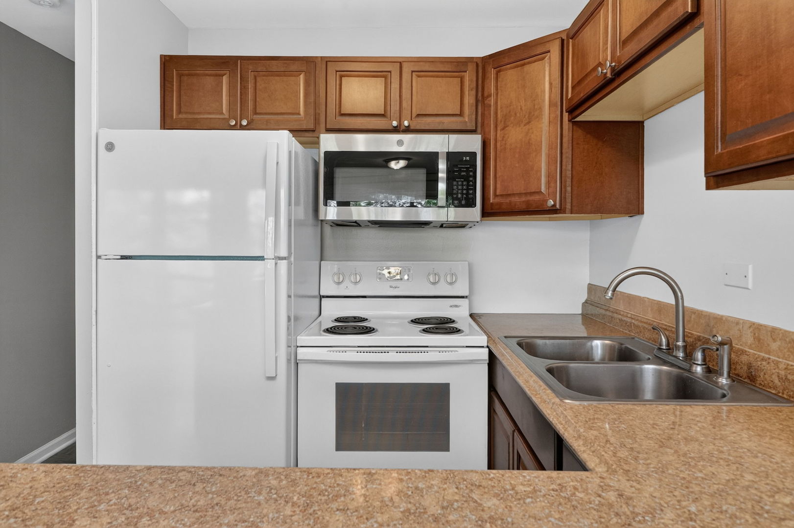 5542 E Lake Drive 74d Property Photo 6