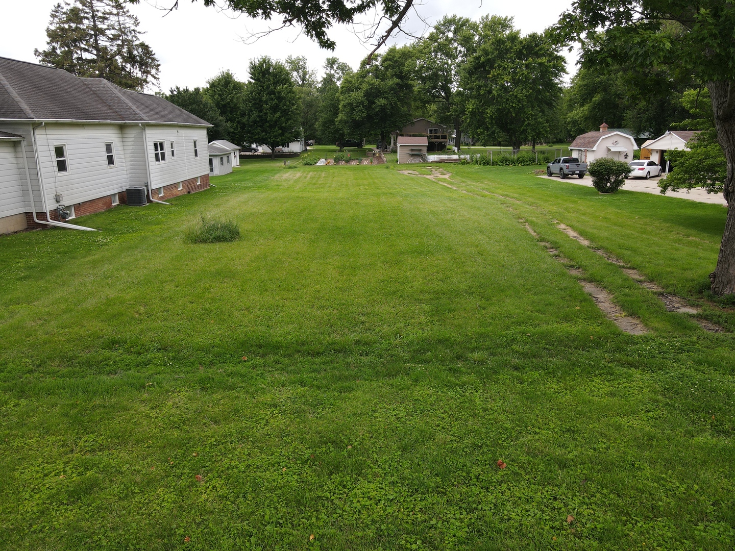 704 N Harrison Street Property Photo 1