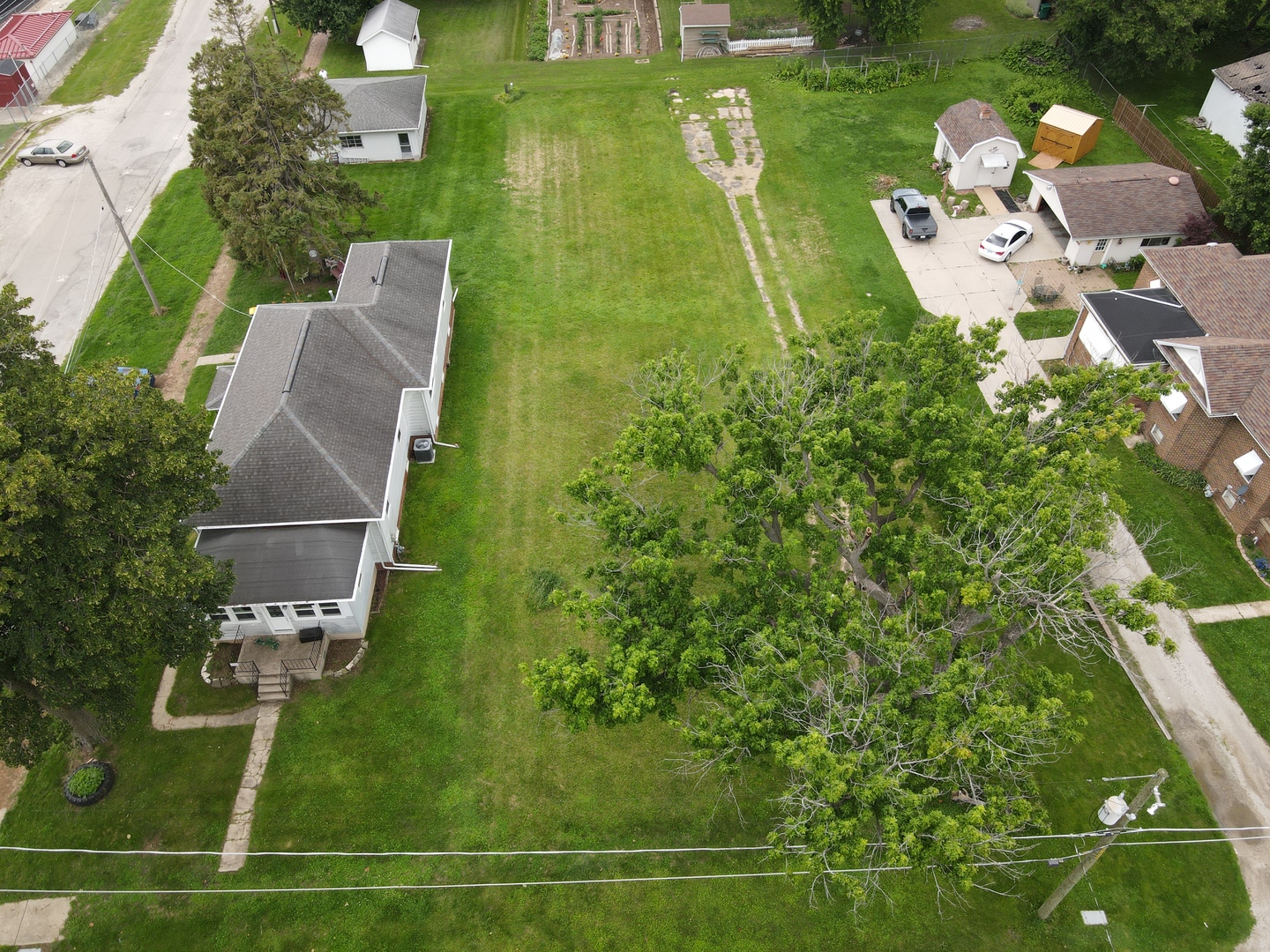 704 N Harrison Street Property Photo 10