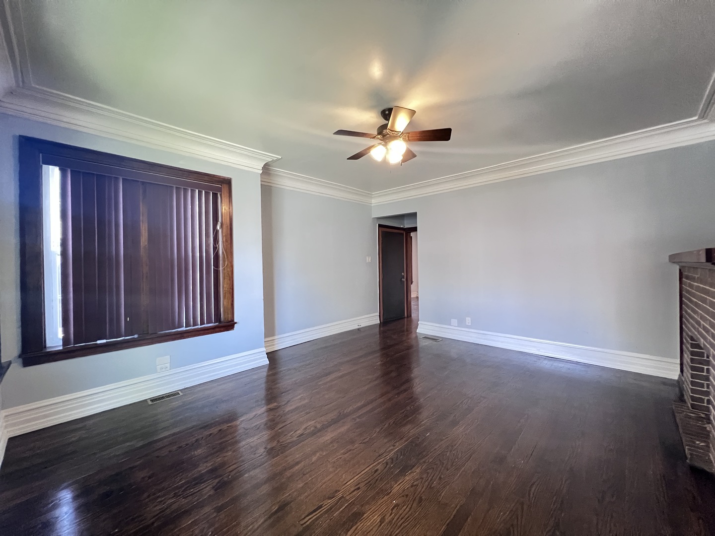 821 N Waller Avenue 1 Property Photo 5