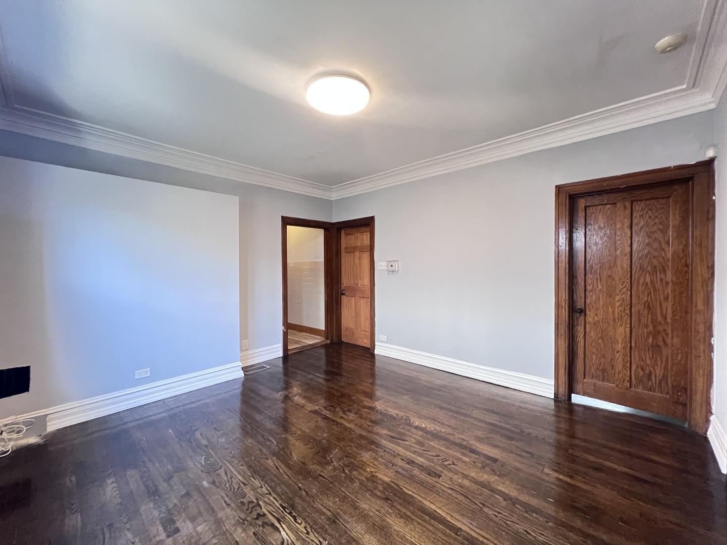 821 N Waller Avenue 1 Property Photo 15