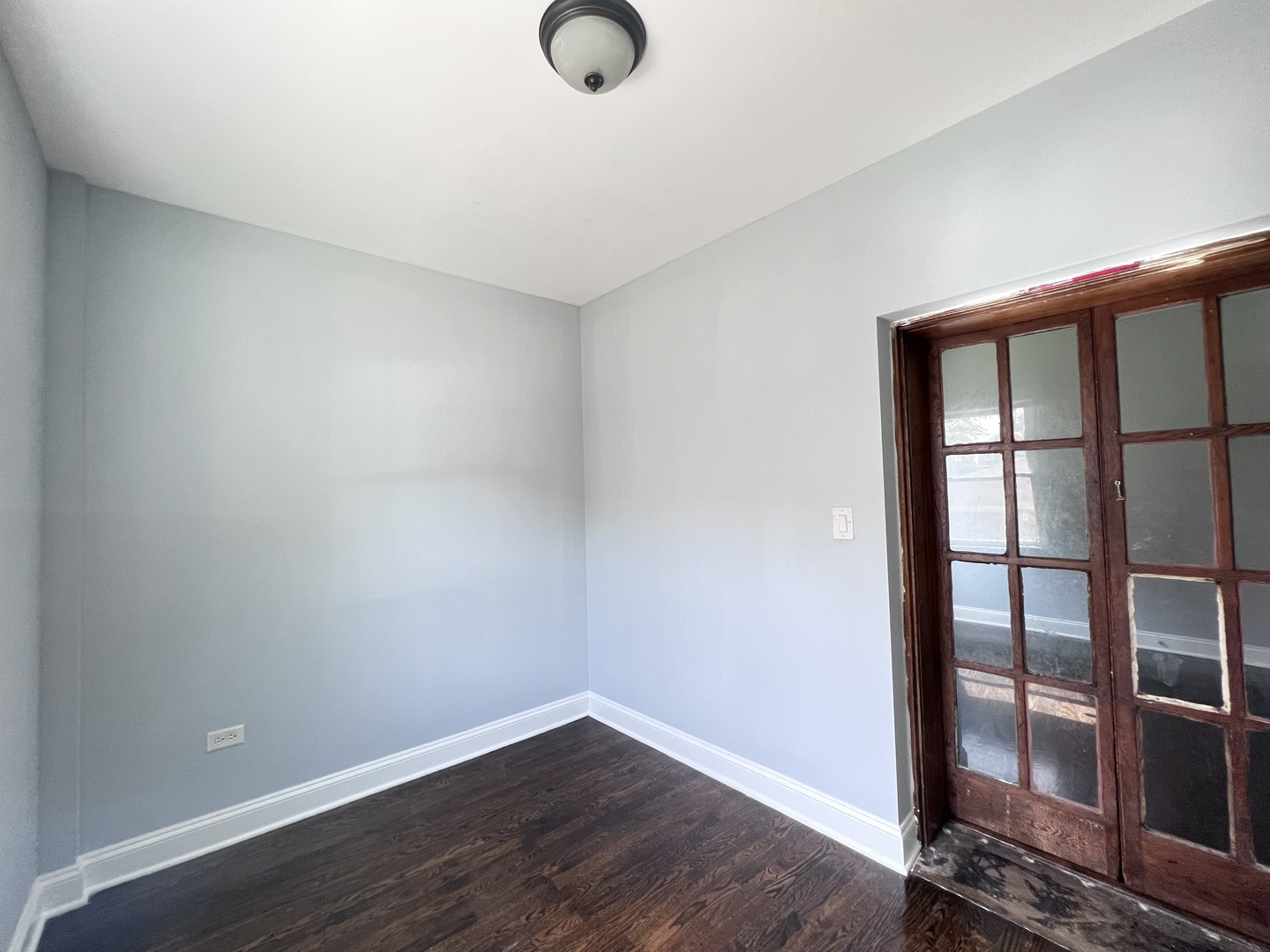 821 N Waller Avenue 1 Property Photo 40