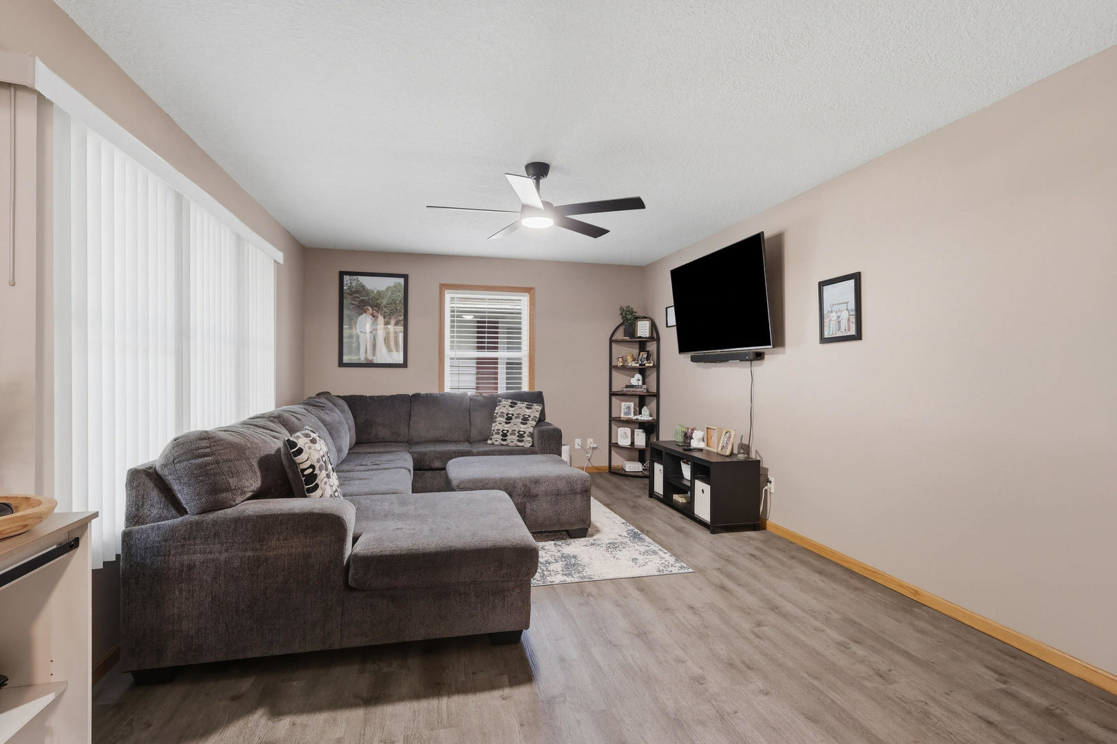 620 3rd Avenue Property Photo 5