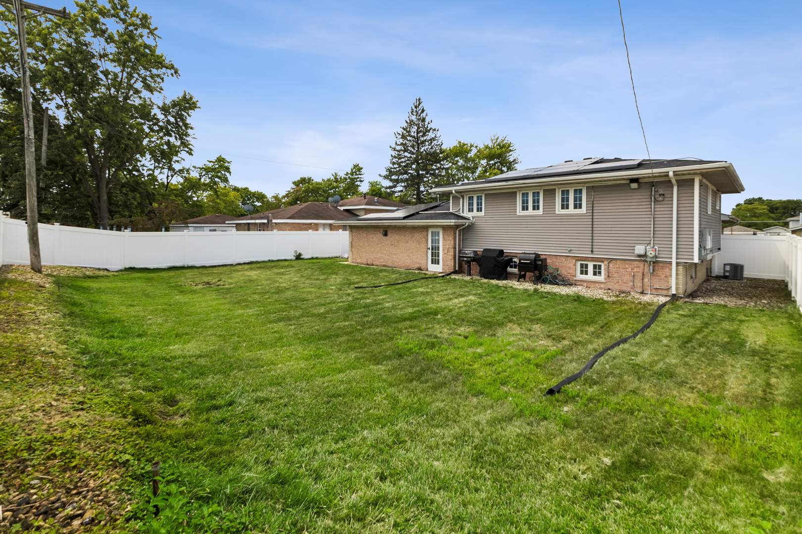16457 Laura Lane Property Photo 20