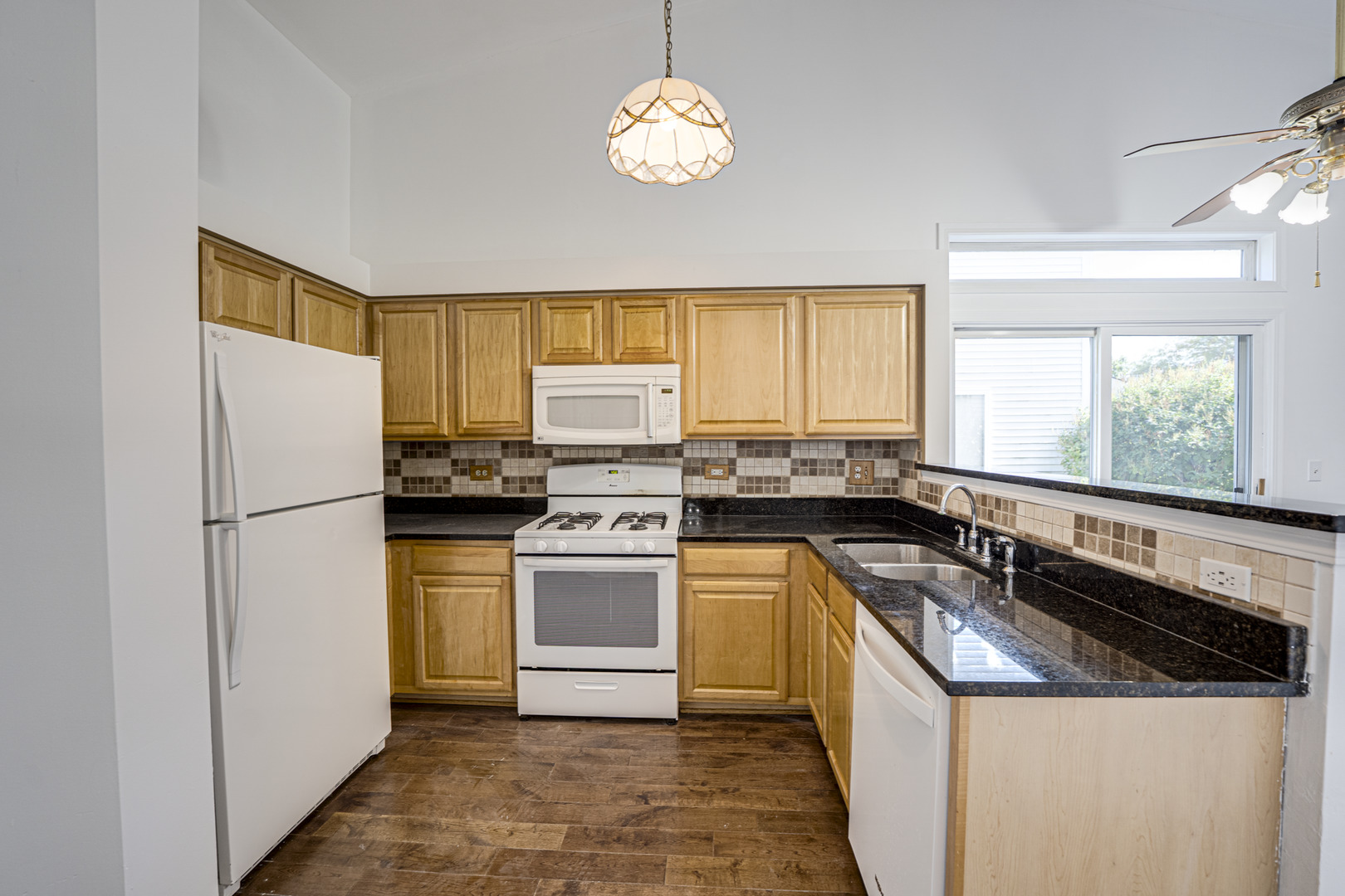 2884 Cedar Glade Drive Property Photo 5