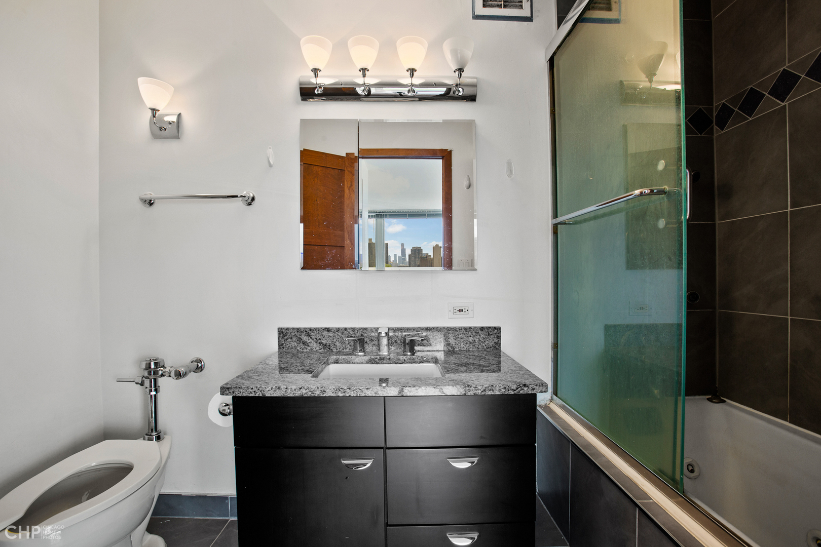 330 W Diversey Parkway 807-809 Property Photo 14