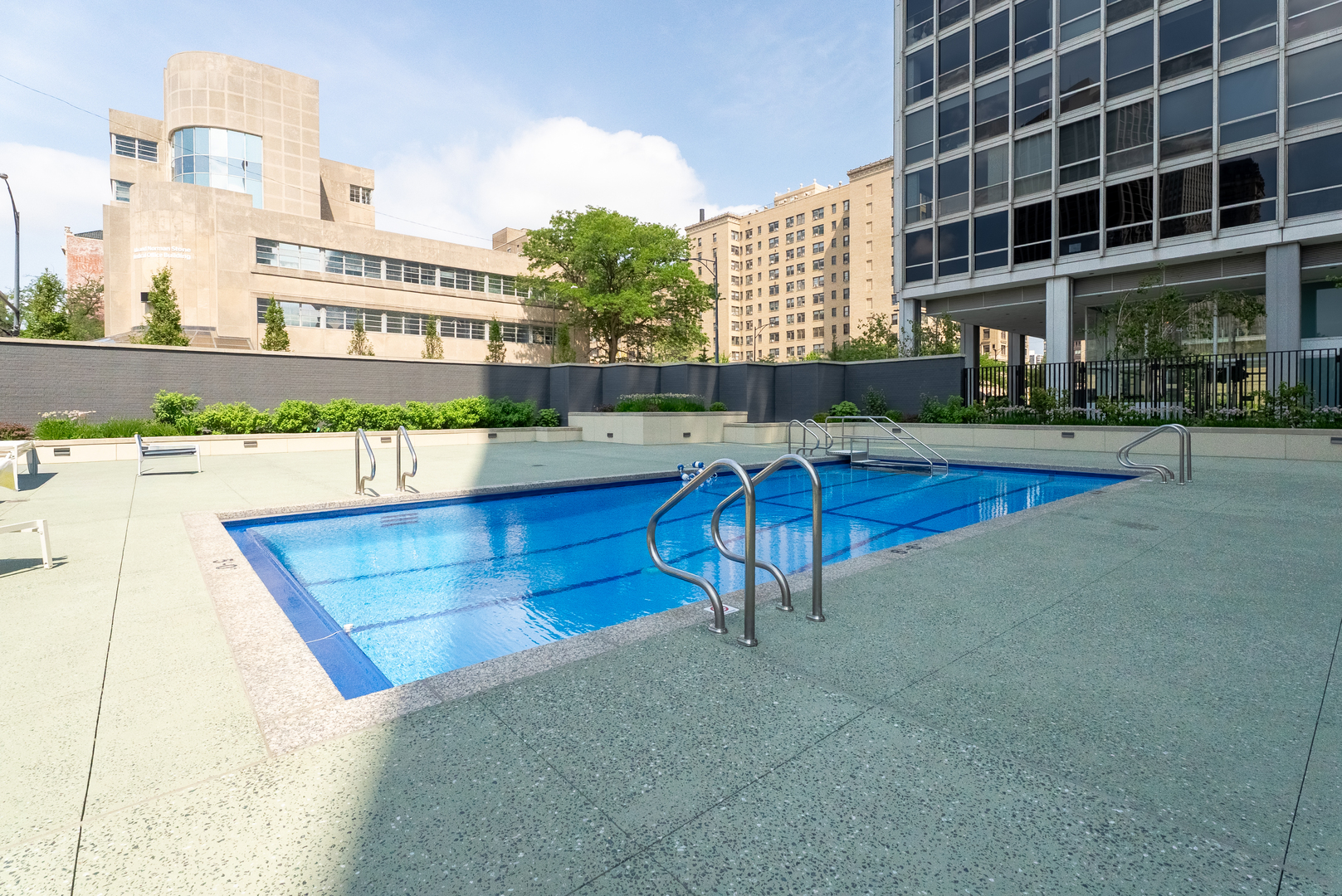 330 W Diversey Parkway 807-809 Property Photo 17