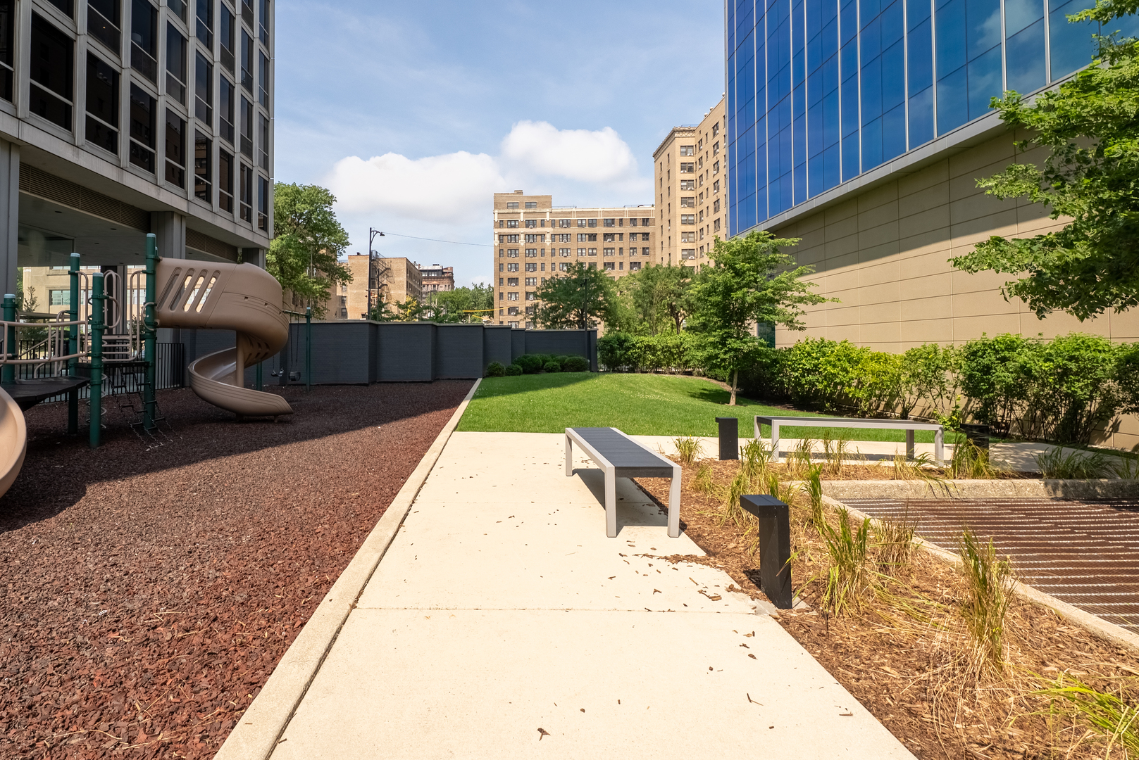330 W Diversey Parkway 807-809 Property Photo 20