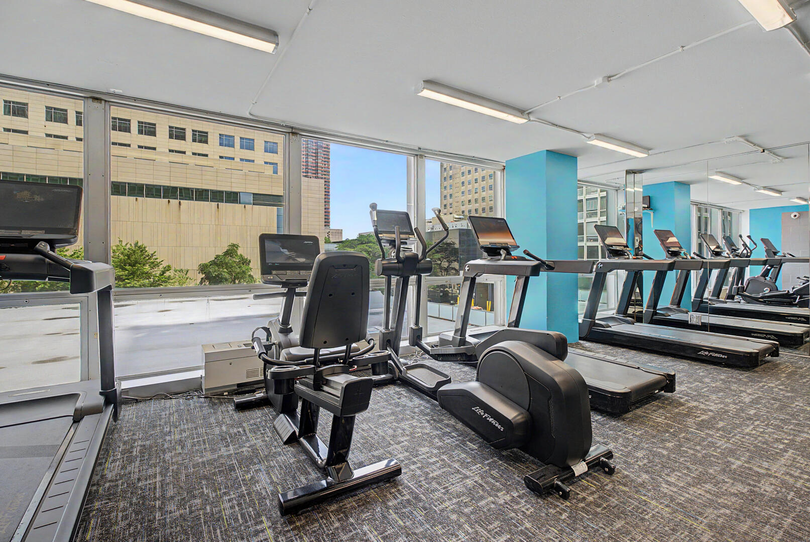 330 W Diversey Parkway 807-809 Property Photo 23
