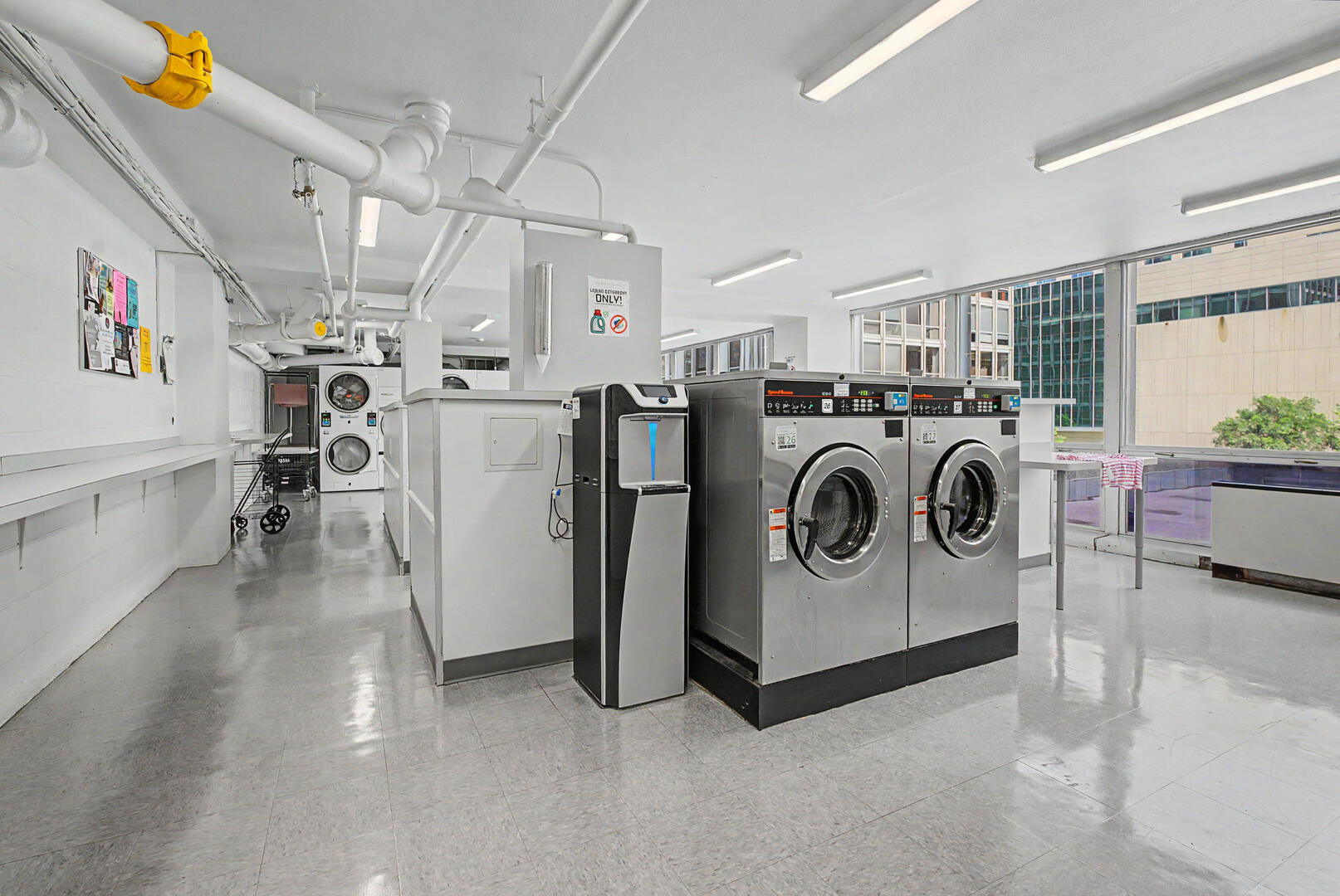 330 W Diversey Parkway 807-809 Property Photo 25